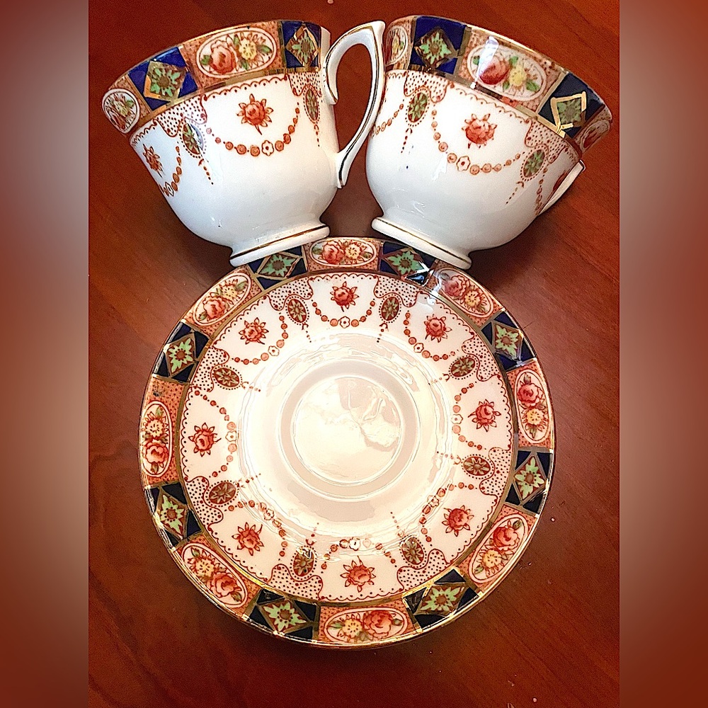Fine Antique Bone Roslyn China, Made in England, 2 cups, 1 saucer